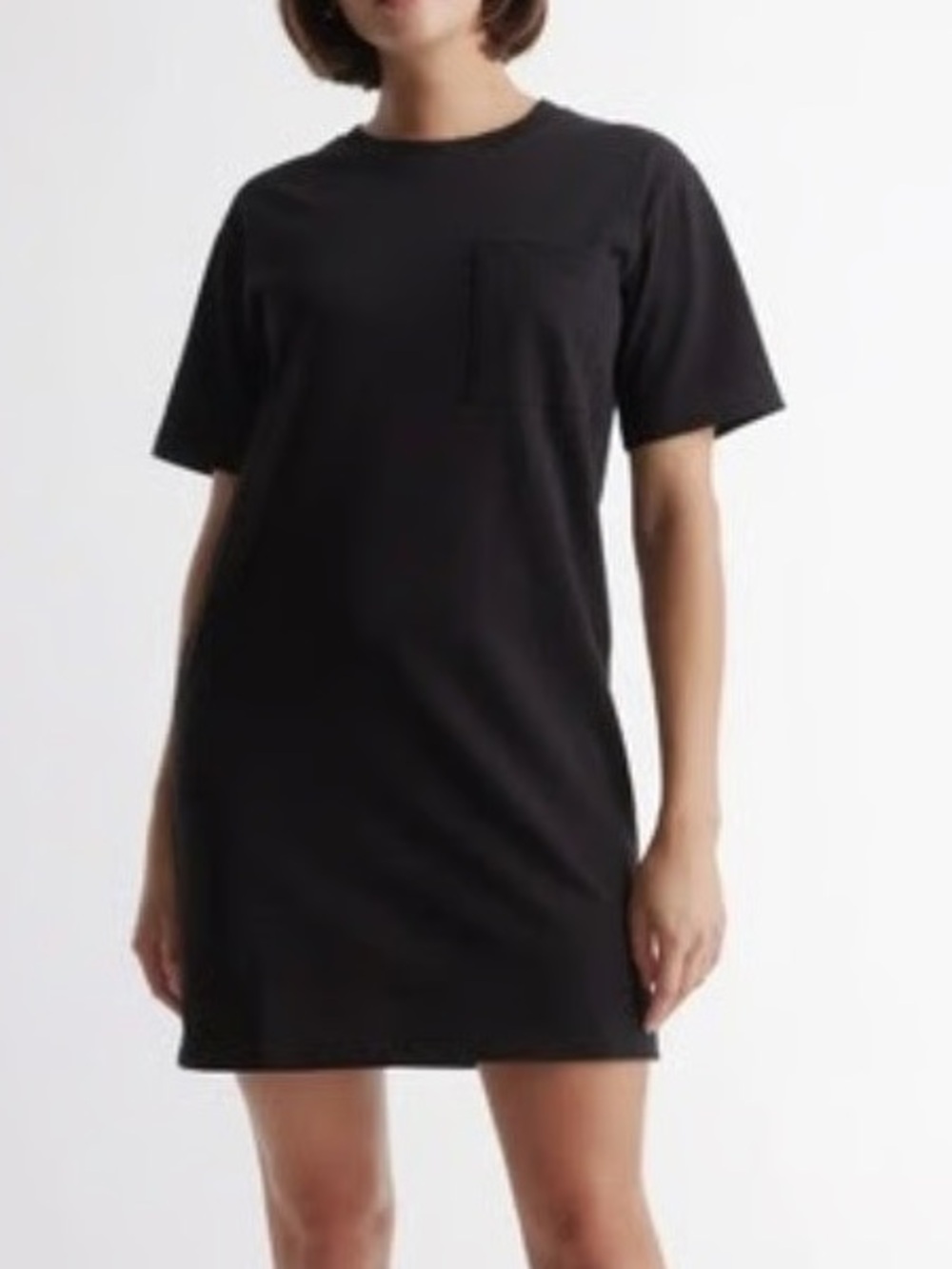 QUINCE 100% Organic Cotton Relaxed R Shirt in Black